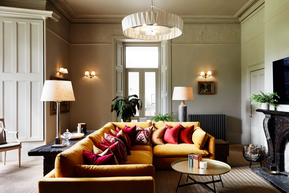 Choosing the Right Paint for Period Properties