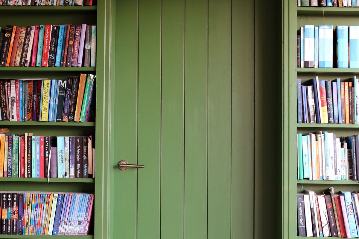 8 Paint Ideas for Interior Doors