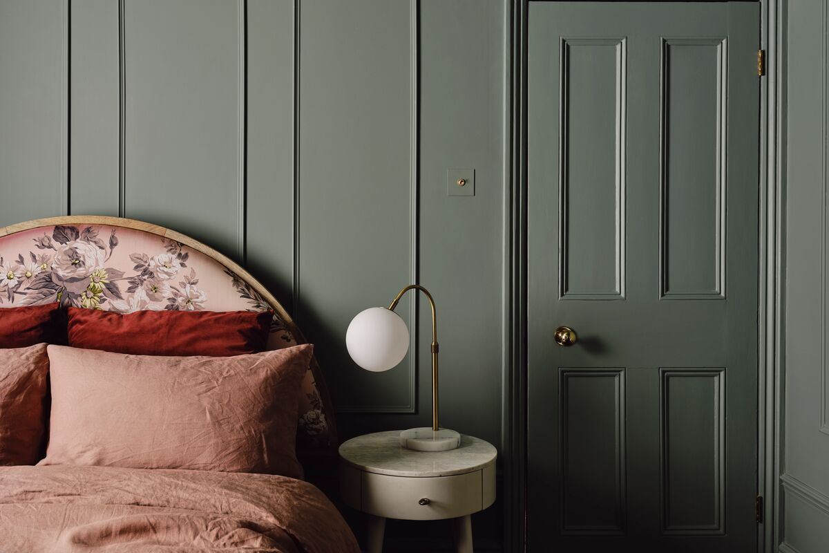 How to Paint Panelling Beautifully