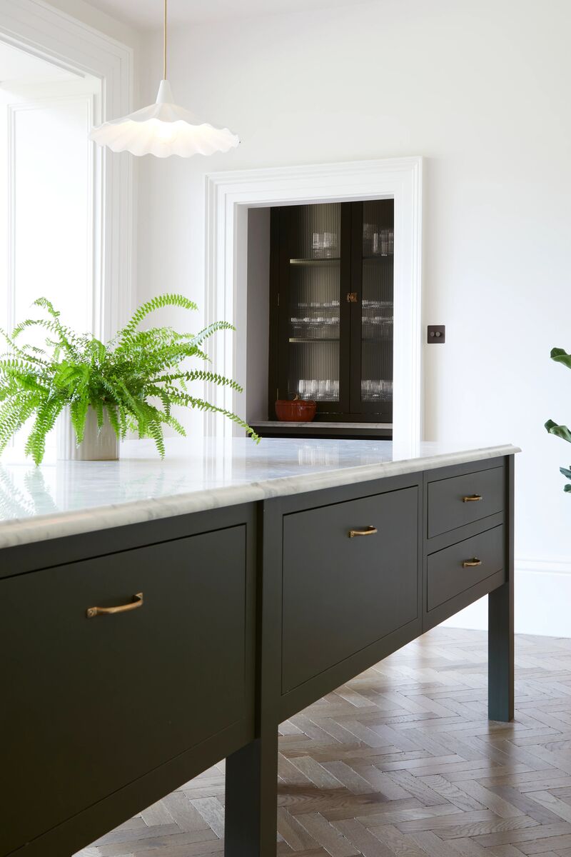 The Colour Edit: Olive & Barr