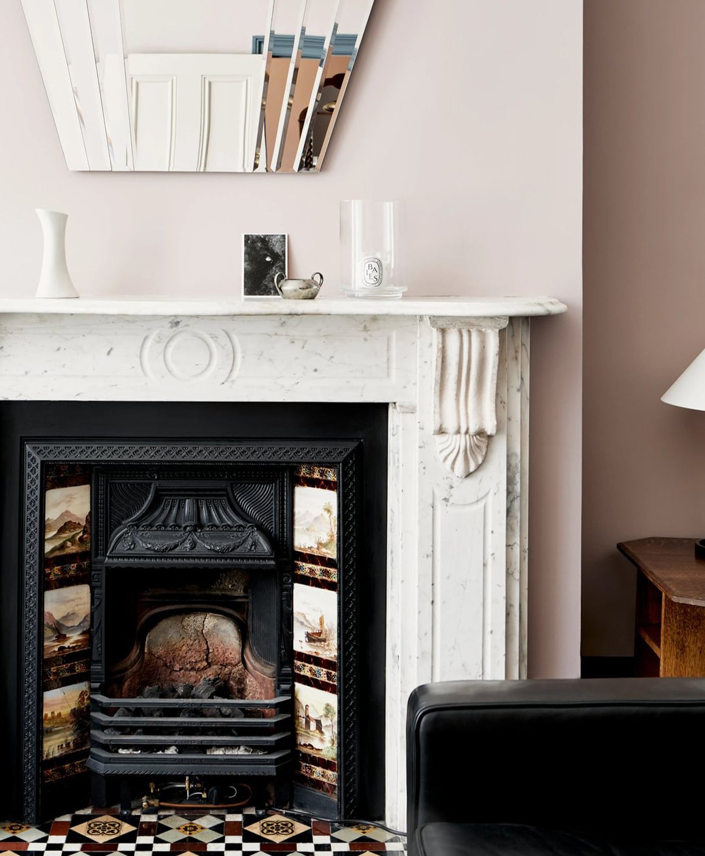 dusty pink Living room with a fireplace and decorative elements