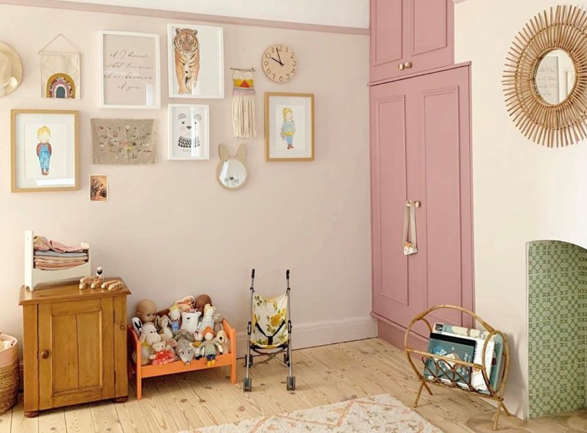 A muted pink cupboard painted with Bloomsbury No.267